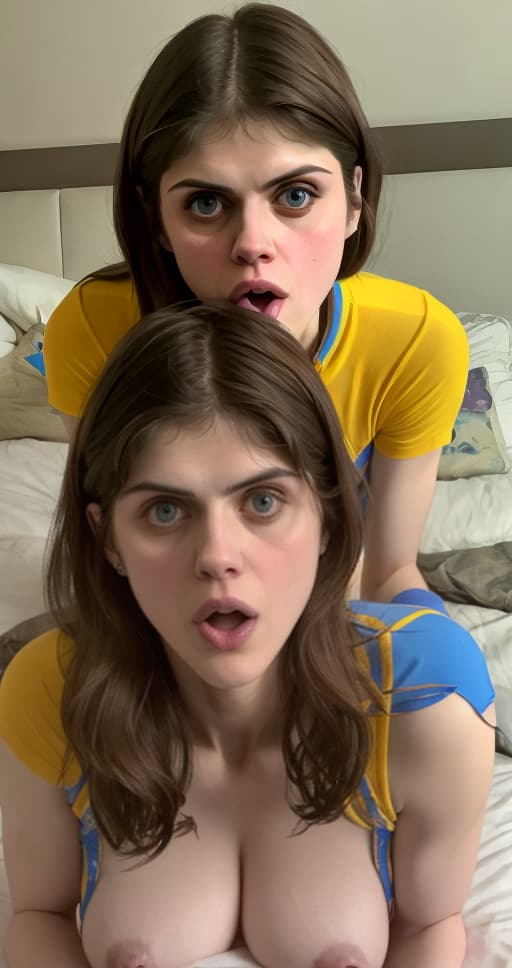  Alexandra Daddario con el pene de su novio en la boca