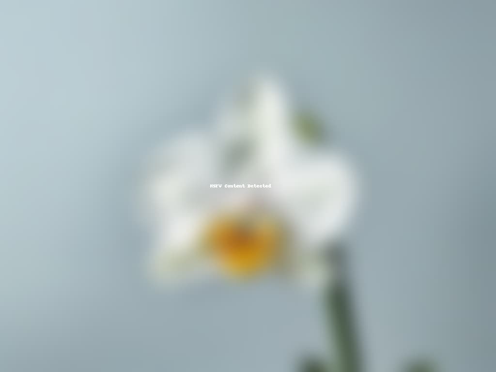  A highresolution, ultradetailed image of a delicate vanilla orchid flower, with intricate details of the petals, stamen, and leaves visible. The flower should be set against a soft, blurred background to enhance the minimalist vibe, focusing on the natural beauty and simplicity of the plant. hyperrealistic, full body, detailed clothing, highly detailed, cinematic lighting, stunningly beautiful, intricate, sharp focus, f/1. 8, 85mm, (centered image composition), (professionally color graded), ((bright soft diffused light)), volumetric fog, trending on instagram, trending on tumblr, HDR 4K, 8K